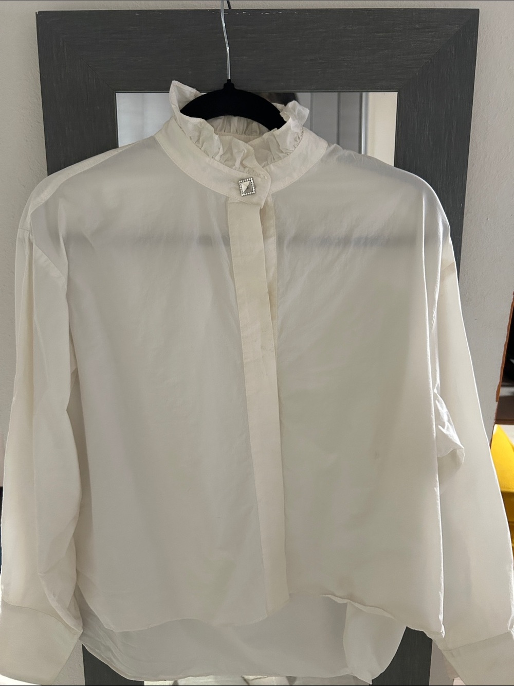 Zara white Ruffled Stand-Collar Dress Shirt (100% cotton)